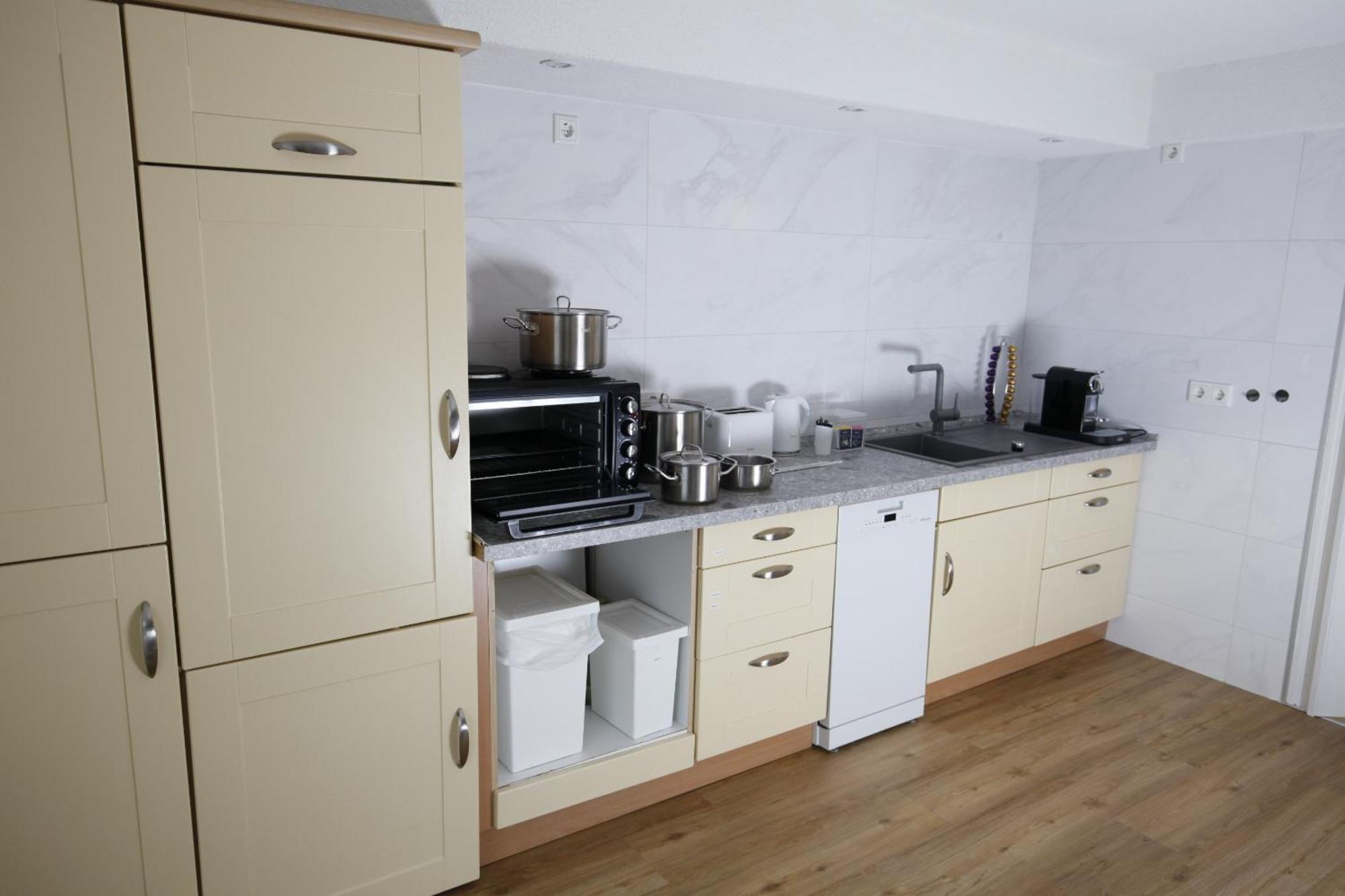 Appartment Mit Parkplatz Вюрцбург Экстерьер фото