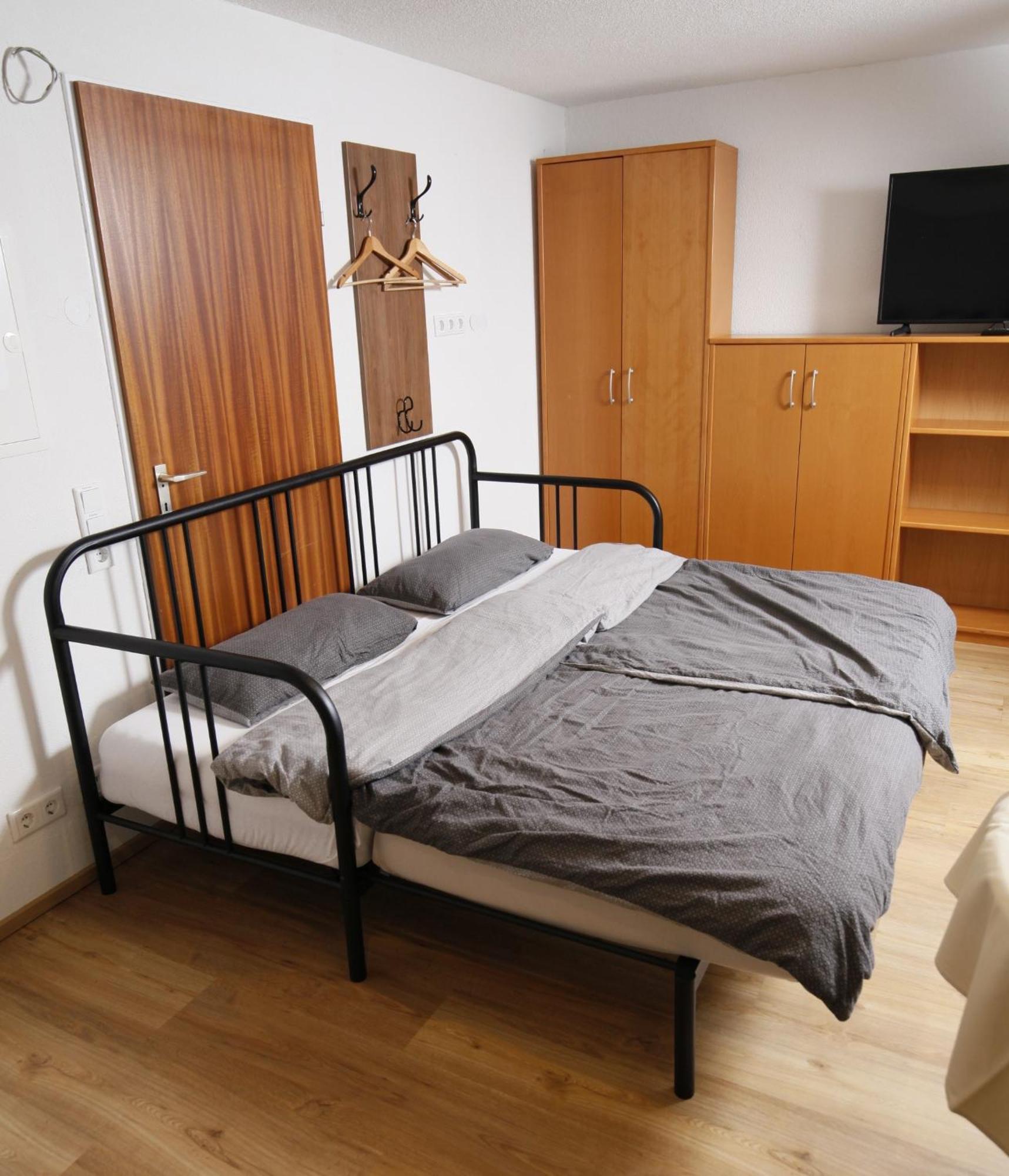Appartment Mit Parkplatz Вюрцбург Экстерьер фото